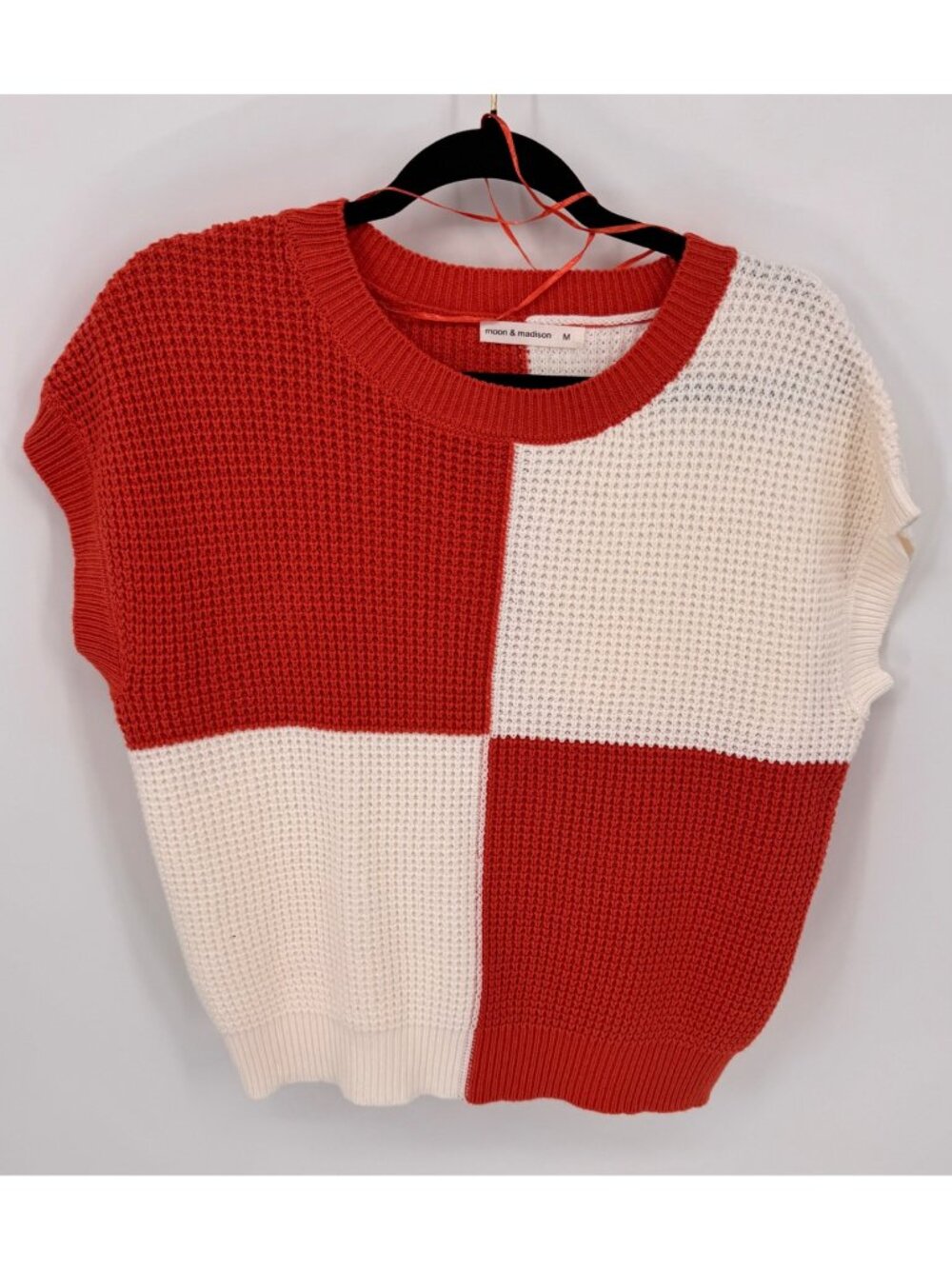 Moon & Madison Womens Colorblock Knit Sleeveless Crochet Sweater Size M